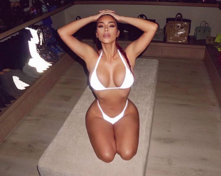 Kim Kardashian : Ses images les plus sexy et improbables du moment !