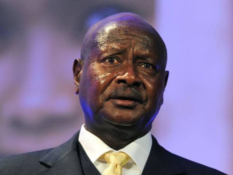 Malgré ses 76 ans d'âge et 34 ans de pouvoir, MUSEVENI veut rester le président de l'Ouganda !