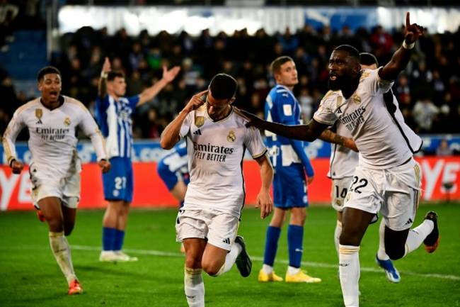 Le Real Madrid vire en tête du classement de la Liga à la trêve
