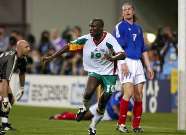 Il a marqué le but victorieux contre la France lors du match d'ouverture de la Coupe du monde de 2002, Qui est Bouba Diop ?