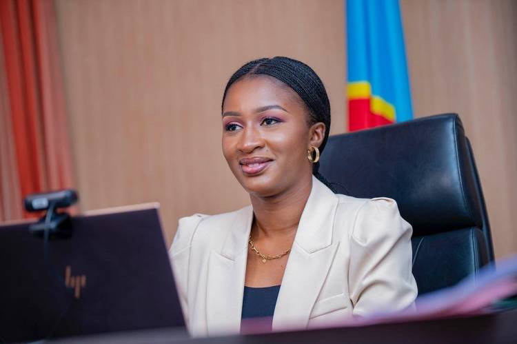 Coup d'œil sur Aminata Namasia, la jeune femme politique congolaise militant en faveur de l'éducation des jeunes filles