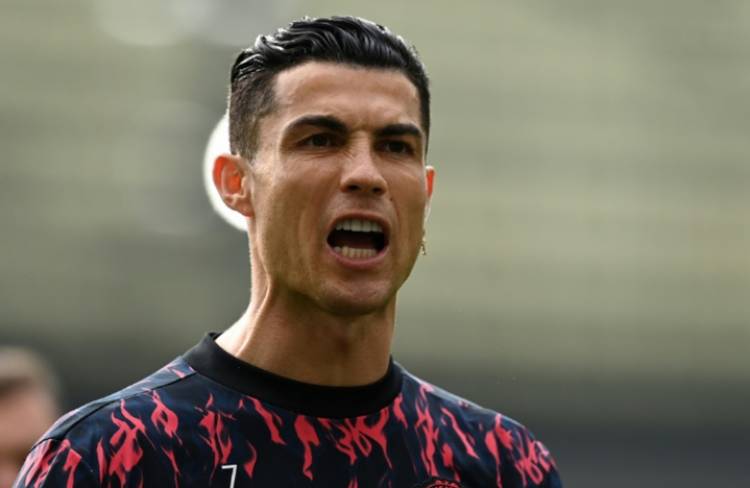 Cristiano Ronaldo très déterminé à quitter Manchester United cet été 2022