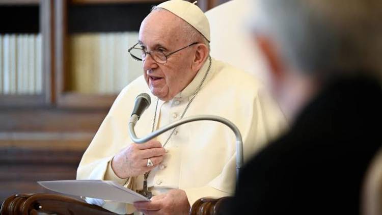 Le Pape François à la communauté internationale : "Retirez vos mains de l’Afrique, retirez vos mains de la RDCongo ! Elle n’est pas une mine à exploiter, ni une terre à dévaliser."