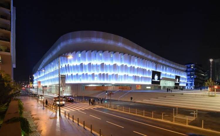 À la découverte de Paris La Défense Arena modulable et salle polyvalente plus grande d'Europe