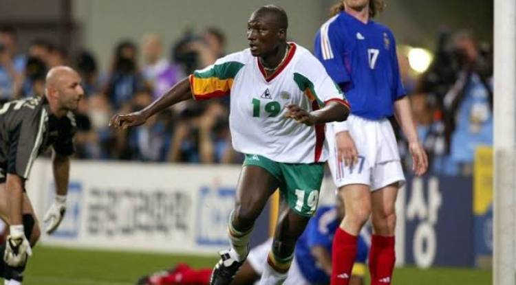 Il a marqué le but victorieux contre la France lors du match d'ouverture de la Coupe du monde de 2002, Qui est Bouba Diop ?