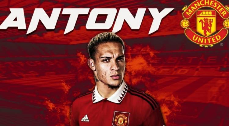 Antony signe à Manchester United !