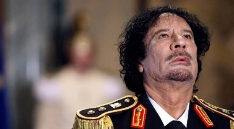 Capturé, désarmé, torturé puis tué,... Sur les circonstances confuses de la mort de Kadhafi