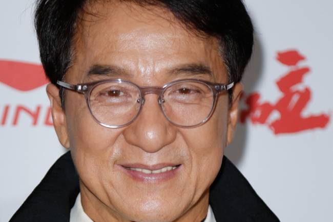 Jackie Chan souffle sur ses 67 bougies
