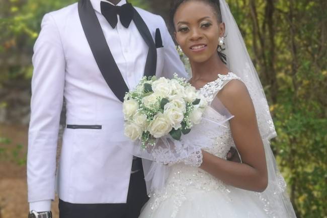 Azga Designer et Yvonne Kalwira se sont enfin mariés !