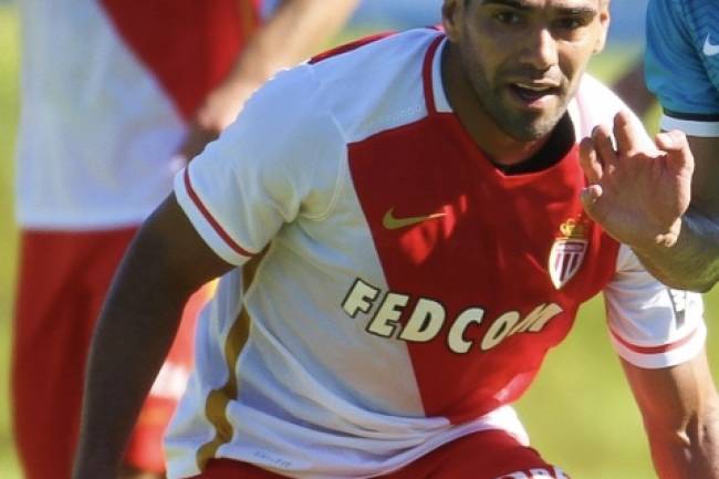 Radamel Falcao, le joueur détenant le record de buts sur jne saison de l'Europa Leagua